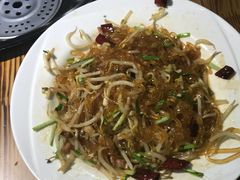 -山里屯铁锅炖(哈尔滨中央大街店)