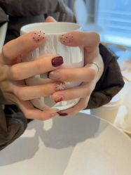 -米小兔美甲美睫