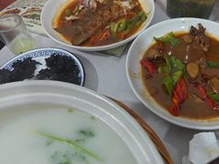 -天乐农家鱼头王(天目湖店)