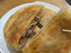 -李连贵熏肉大饼(沈阳站店)