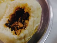 麻辣香菇鸡丁包-老陶包子铺(南大西南村店)
