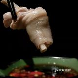 顺着时光的烙印 来到天河北这家椰子鸡老店