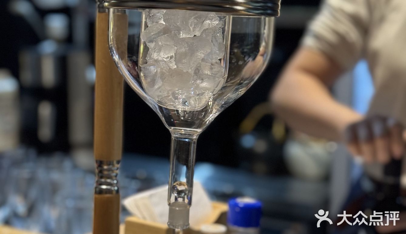 徐家汇的小伙伴，下楼吃烧鸟