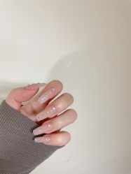 -LISSOM莉森 Nail ·美甲美睫原创定制店