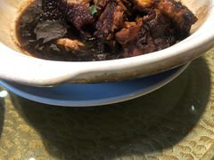 -老码头黑皮肘子锅包肉(赣水路店)