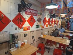 -柳州肥姨妈大骨螺蛳粉(东靖路店)