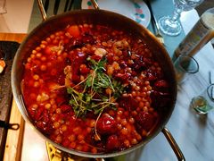 红颜馋嘴牛蛙锅-蜜桃花开·中西融合菜E&W(南长街店)