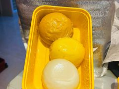 蛋黄流沙包-煲王粤菜餐厅(中侨中心店)