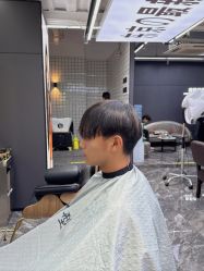 -藤野造型•烫染专业店