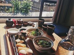 -乐领拈花溪·林涧食韵