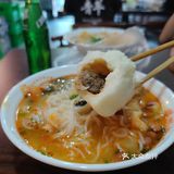带上汴梁大汤包去吃螺蛳粉