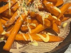 -芭莉与彩虹西餐厅(成都合生汇店)