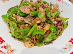 招牌辣椒炒肉-破三川·新川菜(静安大融城店)
