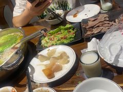 -乡土黄·鲜牛肉火锅·小龙虾(兴业街店)