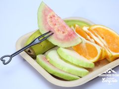 -亚龙湾中心广场