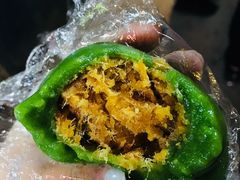 蛋黄肉松青团-许阿姨糕团店(南京总店)