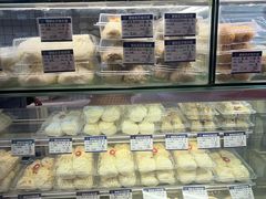 -白玉兰食品甜凤店(合生汇店)