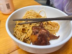 红烧大鸡腿-沪西老弄堂面馆(定西路店)