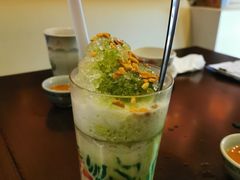 八宝冰-大头虾越式风味餐厅(光明广场店)