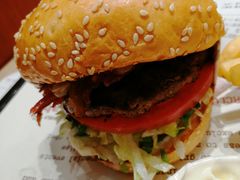 -The Habit Burger Grill 哈比特汉堡(爱琴海店)