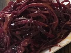 凉拌甘蓝菜-壹阁胡羊焖饼(敦煌夜市店)