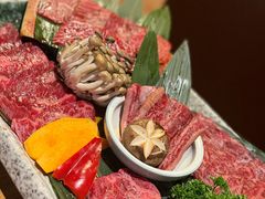 -炼火烤肉店