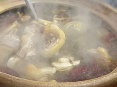 -威邵鸡煲(西华路总店)