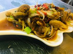 -覃记海鲜美食餐厅