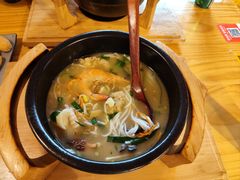 -勺子米线·云南传统小吃市集(四方街店)
