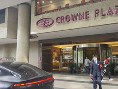 -广州中心皇冠假日酒店