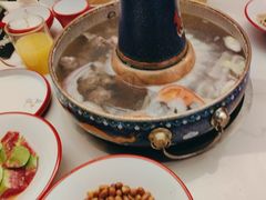 -毛辣果·贵州红酸汤牛肉火锅(西单店)