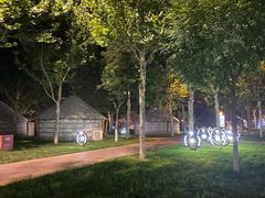 -九十九顶毡房(阜石路店)