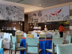 -筠咖啡西餐厅(上海国展宝龙丽筠酒店)