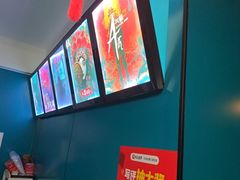 -荒岛实景沉浸密室(江汉路1店)