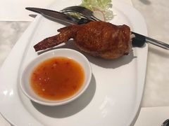 鲜虾胶酿脆皮鸡翅-港丽餐厅(高德置地店)