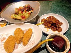 -新白鹿餐厅(湖滨银泰IN77C区店)