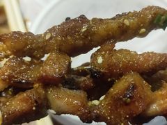 -亮亮烧烤(万松园店)