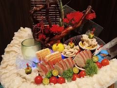 -方鼎食府