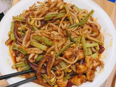 -西部马华清真兰州牛肉面·烧烤夜市(三里河店)