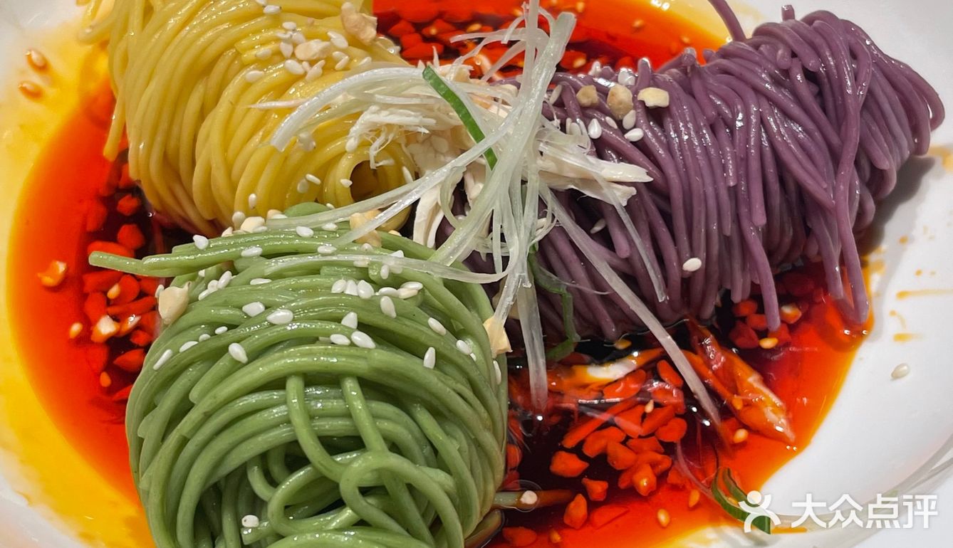 排队了好久的绿茶餐厅！
