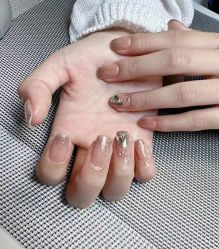 -今玥美甲美睫