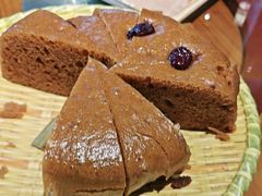 -头上红煨盐鸡乡村食府