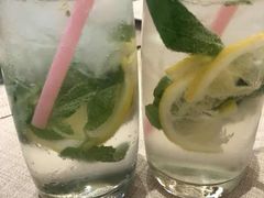 -东方红海鲜百汇(国际大厦店)