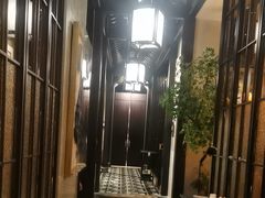 -贝勒爷·酥不腻烤鸭