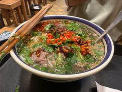 -云阿蛮云南生烫牛肉米线(奉贤路店)