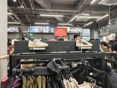 -PUMA品牌自营折扣店(天津佛罗伦萨小镇奥莱店)