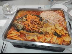 -在巷子里的烤肉店·螺蛳粉烤鱼·牛蛙(和美城店)