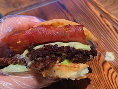 双层焦香和牛芝士汉堡-盐说Salt Talk北美风味西餐厅(海上世界店)