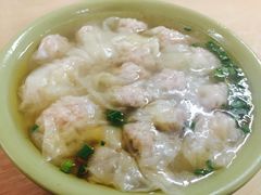 -张阿三馄饨店