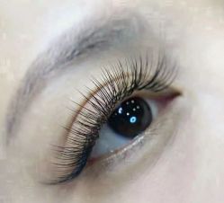 -悦指间美甲美睫